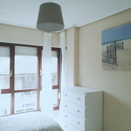 Apartamento A Cuatro Minutos Caminando De La Playa Noja Exterior foto